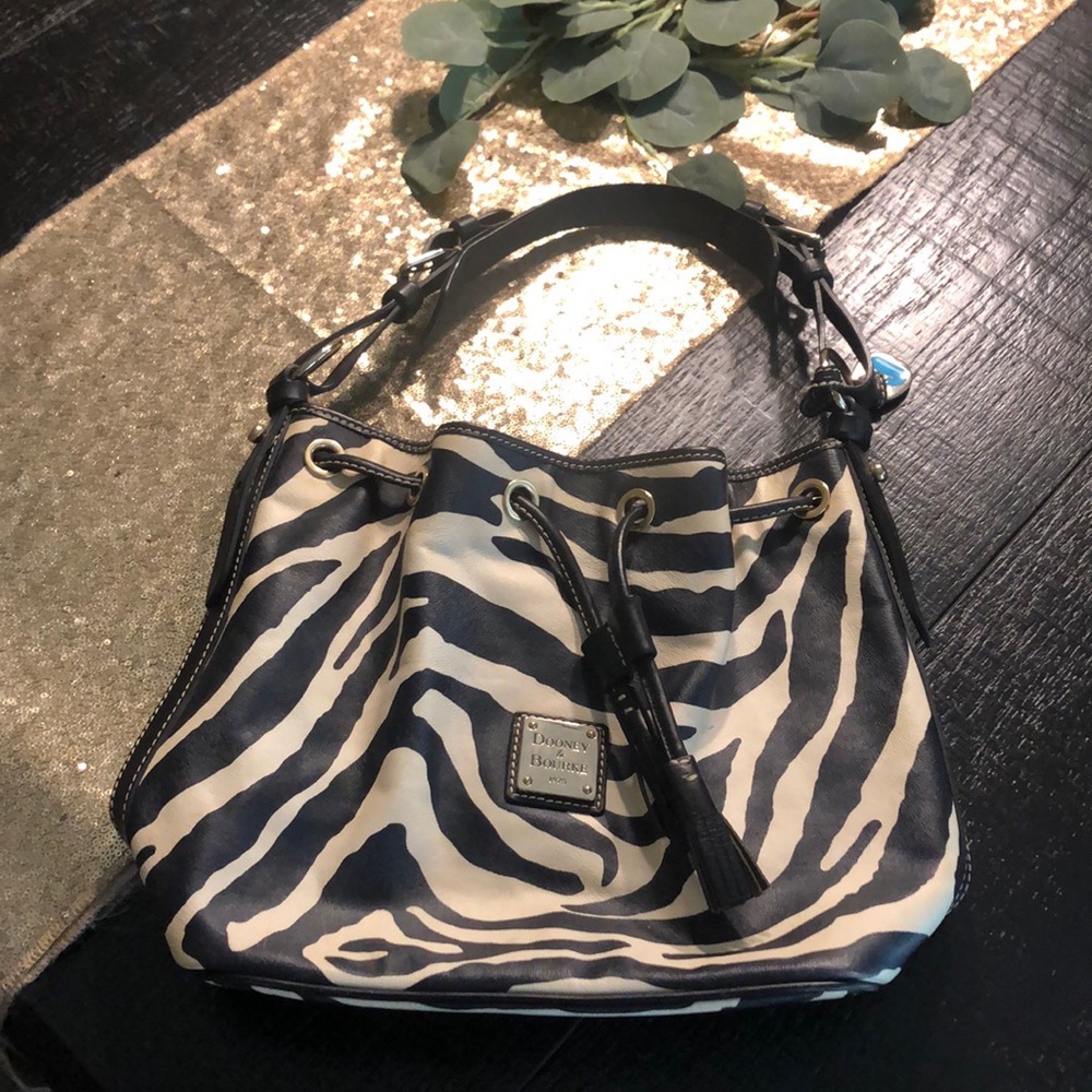 Dooney & Bourke purse
